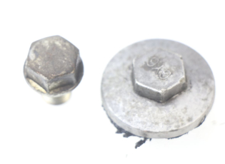 BOUCHON CARTER HUILE