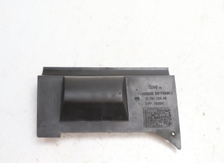 CACHE MOTEUR