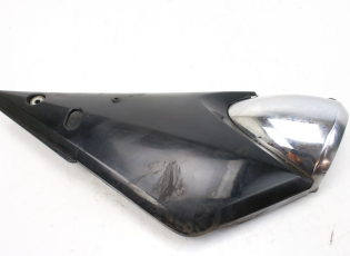 CACHE SOUS SELLE DROIT