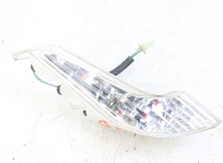 CLIGNOTANT AVANT DROIT