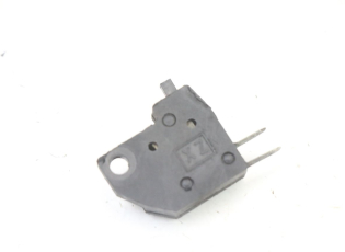 CONTACTEUR FEU STOP DROIT