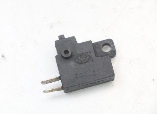 CONTACTEUR FEU STOP DROIT