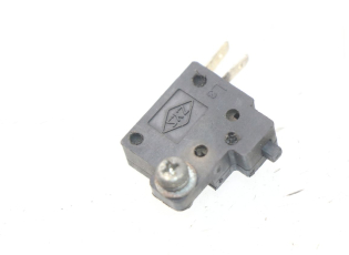 CONTACTEUR FEU STOP GAUCHE