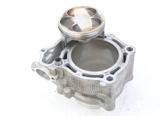 CYLINDRE PISTON