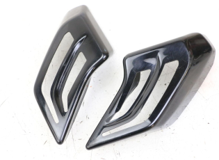 ENTOURAGE FEU ARRIERE