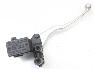 MAITRE CYLINDRE AVANT