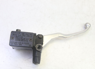 MAITRE CYLINDRE AVANT