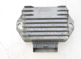 REGULATEUR CHARGE