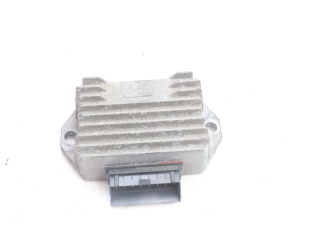 REGULATEUR CHARGE