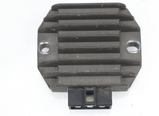REGULATEUR CHARGE