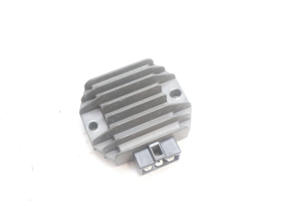 REGULATEUR CHARGE