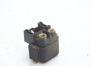 RELAIS DEMARREUR