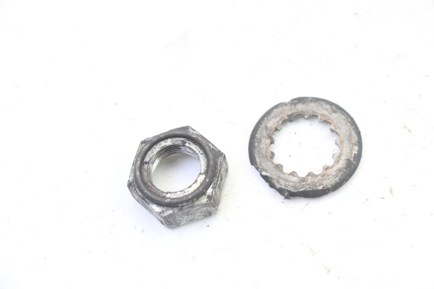 photo de ÉCROU PIGNON SORTIE BOÎTE VITESSES SUZUKI SV S 650 (2003 - 2009) - Vue principale