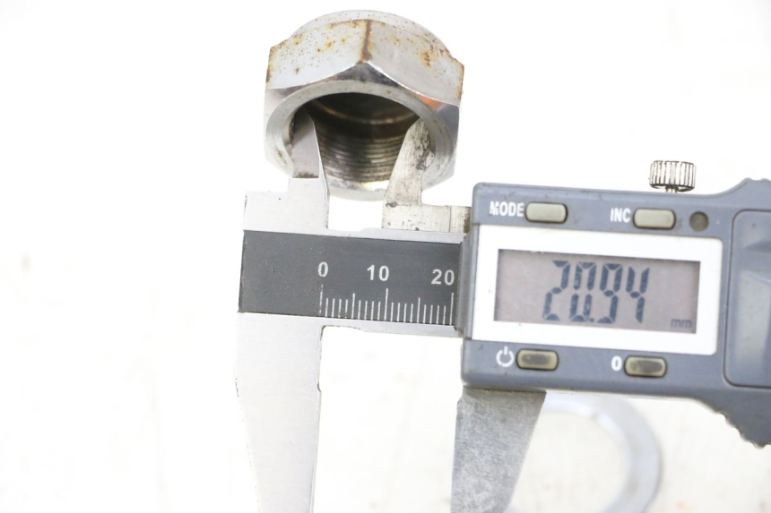 photo de ÉCROU TÉ FOURCHE MAG POWER BOMBERS 4T 50 (2016 - 2026) - Détail de la pièce