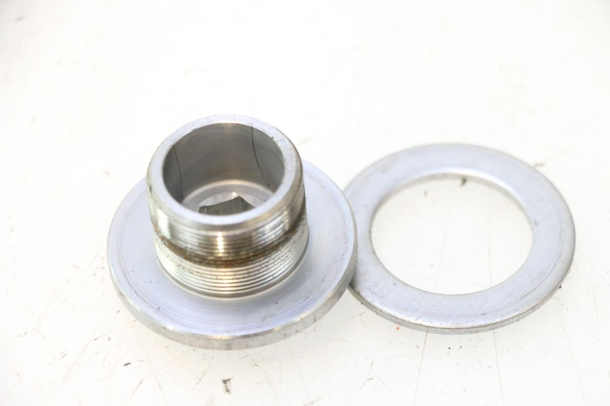photo de ÉCROU TÉ FOURCHE KAWASAKI ER-6 ER6 N 650 (2005 - 2009) - Détail de la pièce