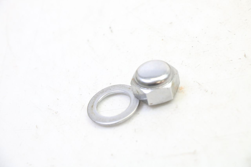 photo de ÉCROU TÉ FOURCHE YAMAHA FZ6 FAZER S2 600 (2007 - 2011) - Vue principale