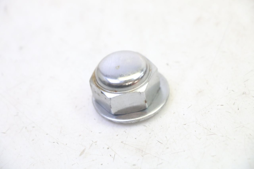 photo de ÉCROU TÉ FOURCHE YAMAHA FZ6 N FAZER 600 (2004 - 2006) - Détail de la pièce