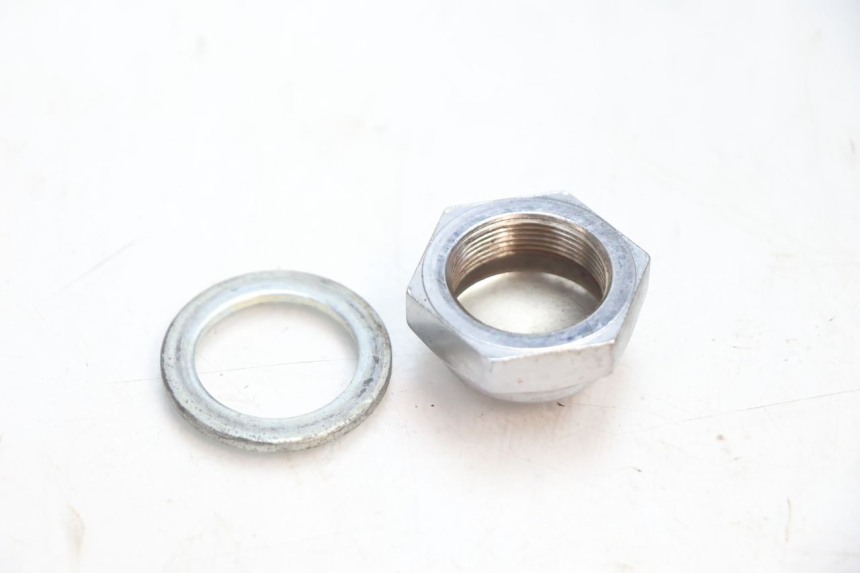 photo de ÉCROU TÉ FOURCHE SUZUKI GSF N BANDIT 1200 (2001 - 2005) - Zoom état d’usage