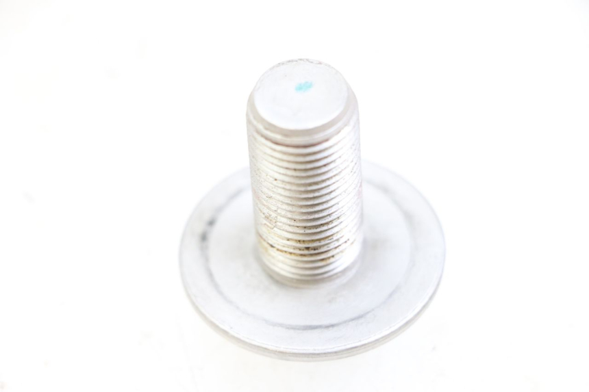 photo de ÉCROU TÉ FOURCHE HUSQVARNA SVARTPILEN 401 (2018 - 2023) - Zoom état d’usage