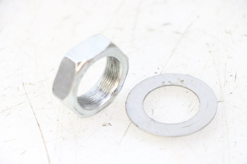 photo de ÉCROU TÉ FOURCHE APOLLO RFZ 125 - Zoom état d’usage