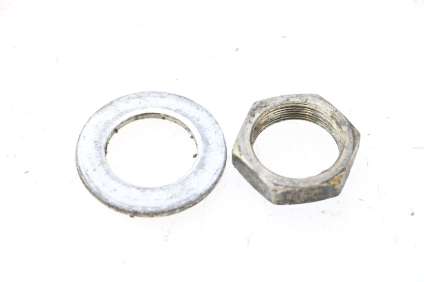 photo de ÉCROU TÉ FOURCHE HONDA ST PAN EUROPEAN 1100 (1990 - 2002) - Vue principale