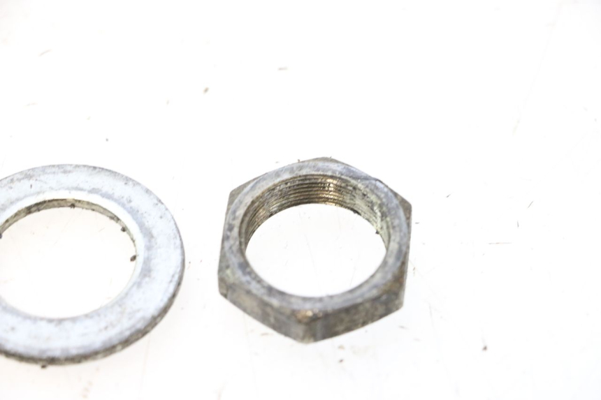 photo de ÉCROU TÉ FOURCHE HONDA ST PAN EUROPEAN 1100 (1990 - 2002) - Zoom état d’usage