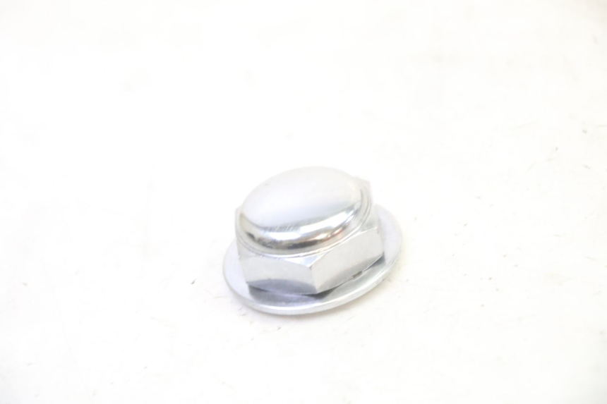 photo de ÉCROU TÉ FOURCHE YAMAHA TDM ABS 900 (2002 - 2014) - Détail de la pièce