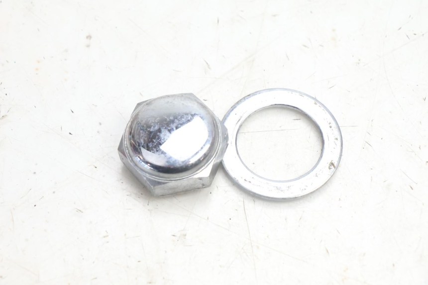photo de ÉCROU TÉ FOURCHE YAMAHA TDM ABS 900 (2002 - 2014) - Détail de la pièce