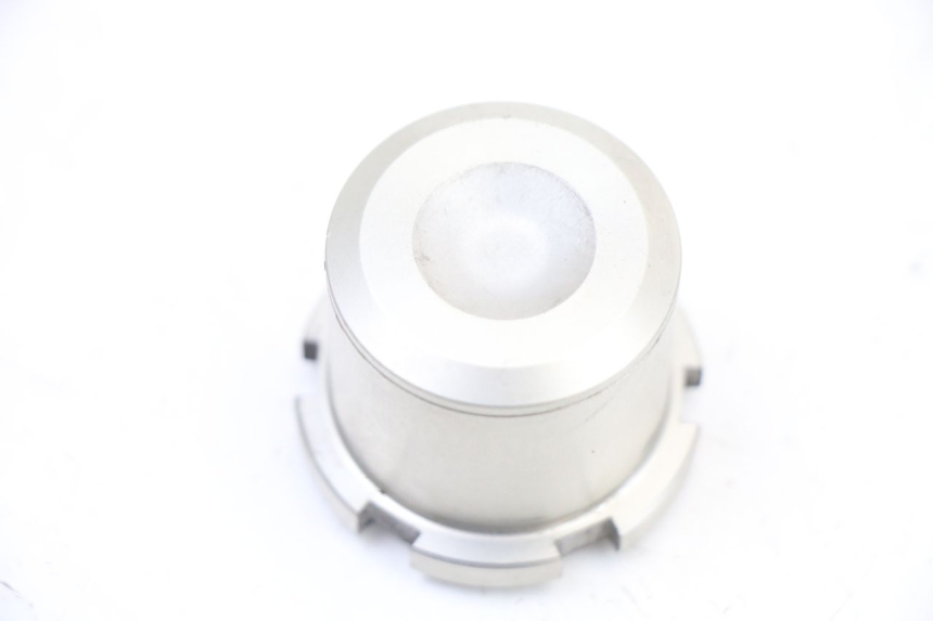 photo de ÉCROU TÉ FOURCHE YAMAHA TRACER 7 700 (2020 - 2024) - Détail de la pièce