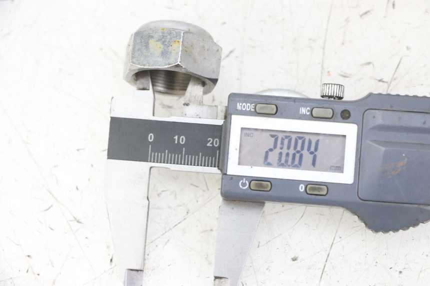 photo de ÉCROU TÉ FOURCHE YAMAHA XJ6 ABS 600 (2008 - 2016) - Détail de la pièce