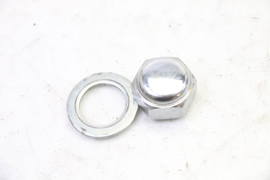 photo de ÉCROU TÉ FOURCHE YAMAHA XJ6 ABS 600 (2008 - 2016) - Détail de la pièce