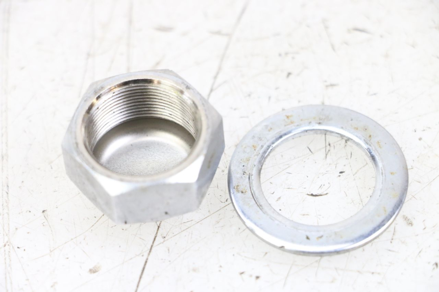 photo de ÉCROU TÉ FOURCHE YAMAHA XVS DRAG STAR DRAGSTAR 650 (1997 - 2007) - Autre angle de vue