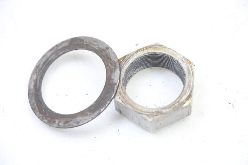 photo de ÉCROU TÉ FOURCHE YAMAHA YZ 125 (2006 - 2016) - Autre angle de vue