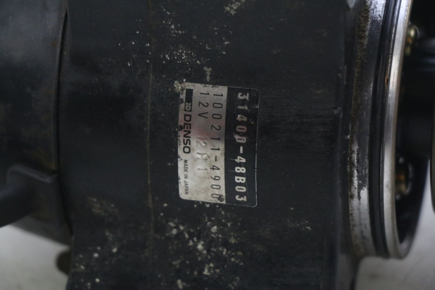 photo de ALTERNATEUR SUZUKI GSX-F GSX  F 1100 (1988 - 1994) - Autre angle de vue