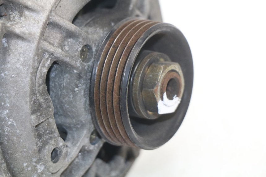 photo de ALTERNATEUR BMW R GS 1150 (1999 - 2004) - État de surface