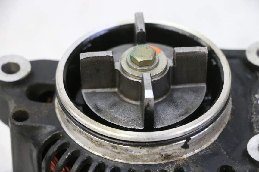 photo de ALTERNATEUR TRIUMPH SPRINT 900 (1995 - 1998) - Pièce contrôlée