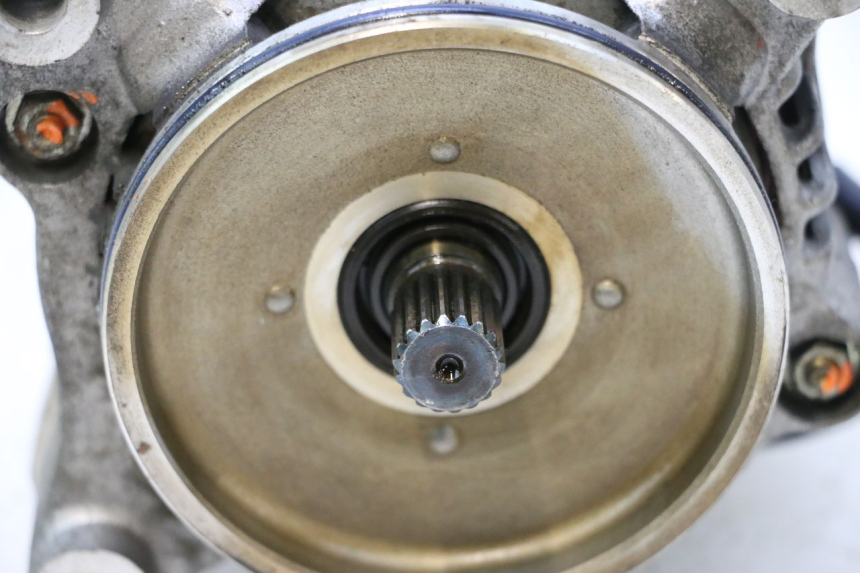 photo de ALTERNATEUR YAMAHA YZF R GENESIS 750 (1993 - 1998) - Marquages et références
