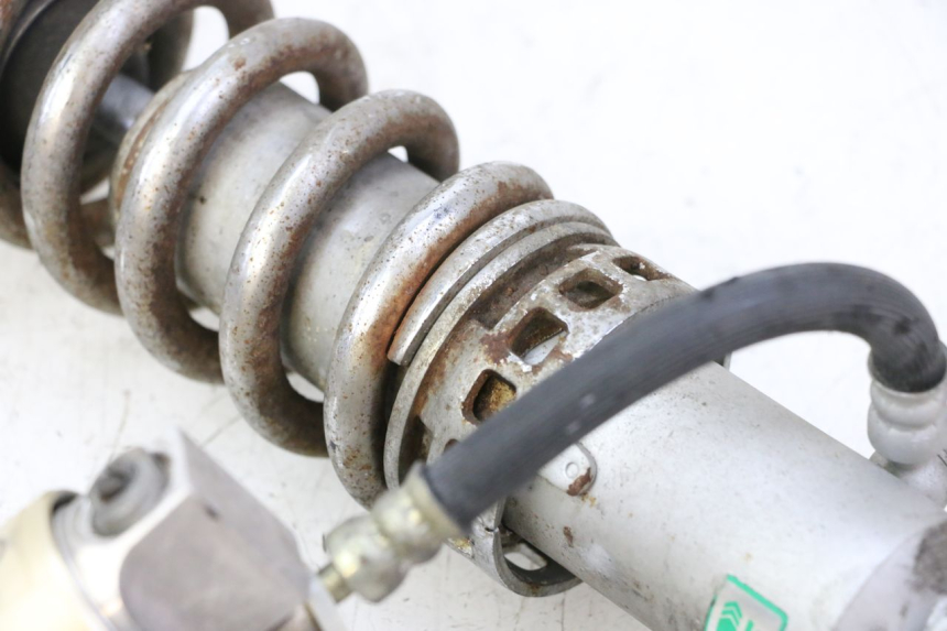 photo de AMORTISSEUR ARRIERE HONDA CBR RR FIREBLADE 900 (1992 - 1994) - Inspection visuelle