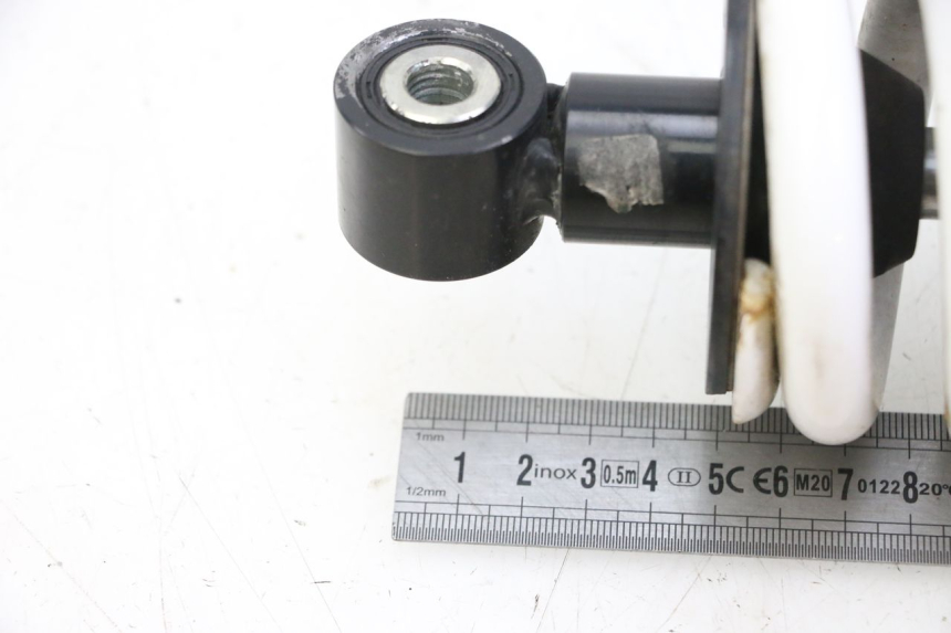 photo de AMORTISSEUR ARRIERE BMW G310 R 310 (2016 - 2020) - Gros plan technique