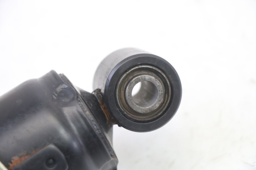 photo de AMORTISSEUR ARRIERE SUZUKI GSR 750 (2011 - 2017) - Gros plan technique