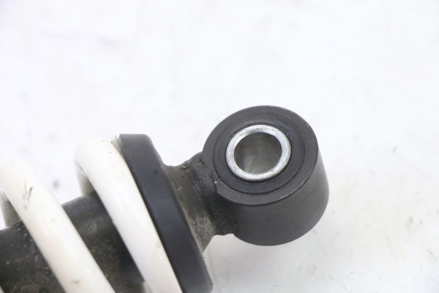 photo de AMORTISSEUR ARRIERE YAMAHA JOG R 50 (2004 - 2014) - Gros plan technique