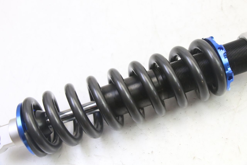 photo de AMORTISSEUR ARRIERE APOLLO RFZ 125 - Gros plan technique