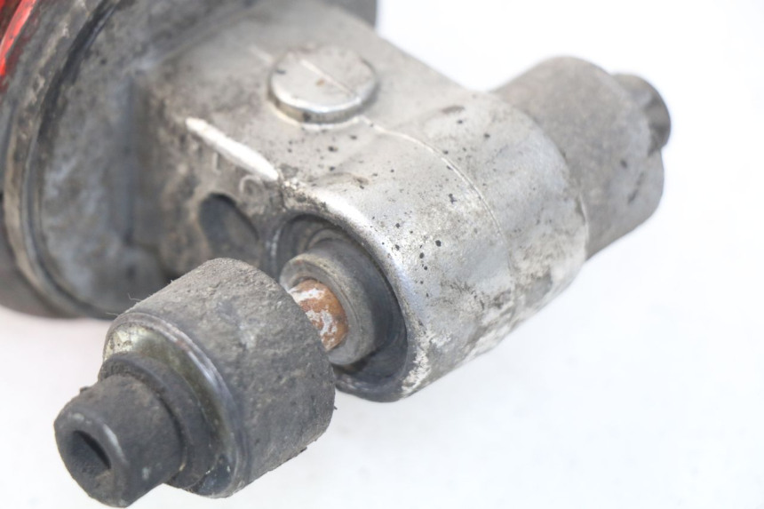 photo de AMORTISSEUR ARRIERE TRIUMPH SPRINT ST ABS 1050 (2005 - 2007) - Gros plan technique