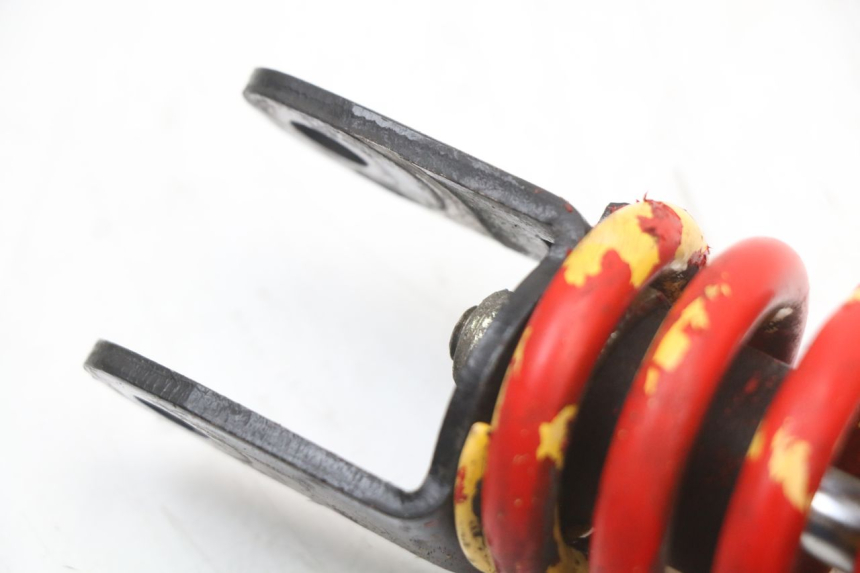 photo de AMORTISSEUR ARRIERE APRILIA SR CARB LC 2T 50 (2004 - 2012) - Gros plan technique