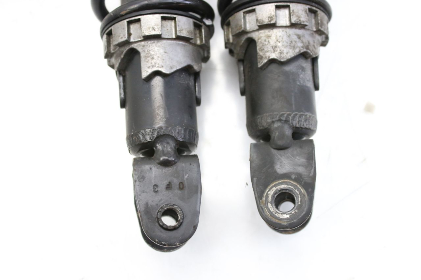 photo de AMORTISSEUR ARRIERE YAMAHA XMAX X-MAX 125 (2006 - 2009) - Gros plan technique