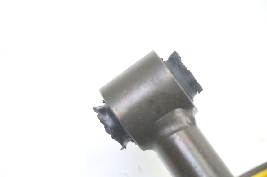 photo de AMORTISSEUR ARRIERE YAMAHA TZR 50 (2008 - 2016) - Gros plan technique