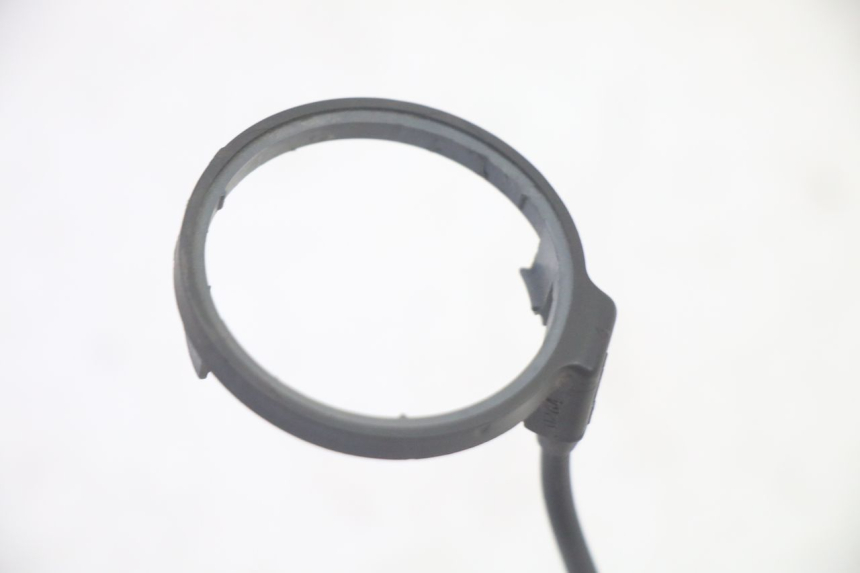 photo de ANTENNE TRANSPONDEUR PEUGEOT ELYSEO 125 (1999 - 2004) - Zoom état d’usage