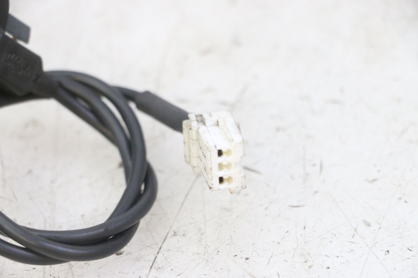 photo de ANTENNE TRANSPONDEUR PEUGEOT ELYSTAR 125 (2002 - 2007) - Zoom état d’usage