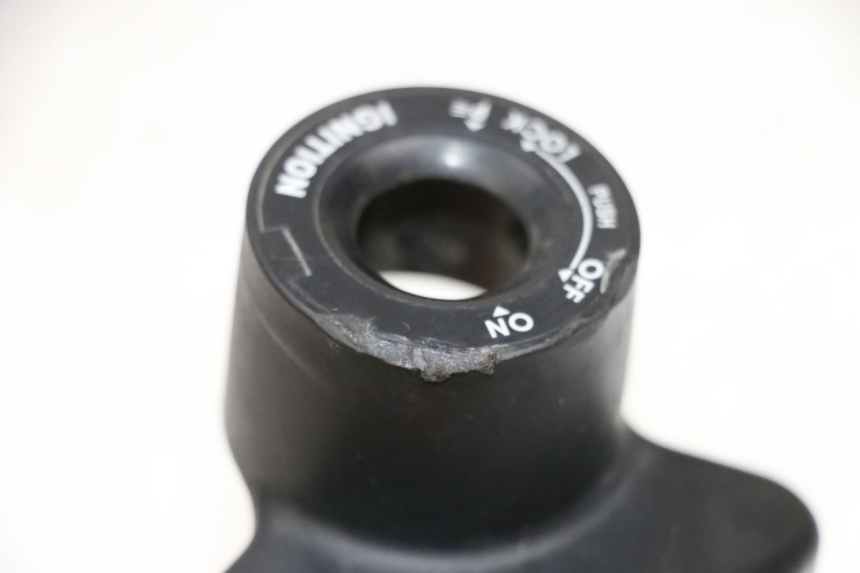 photo de ANTENNE TRANSPONDEUR YAMAHA FJR ABS 1300 (2006 - 2012) - Autre angle de vue