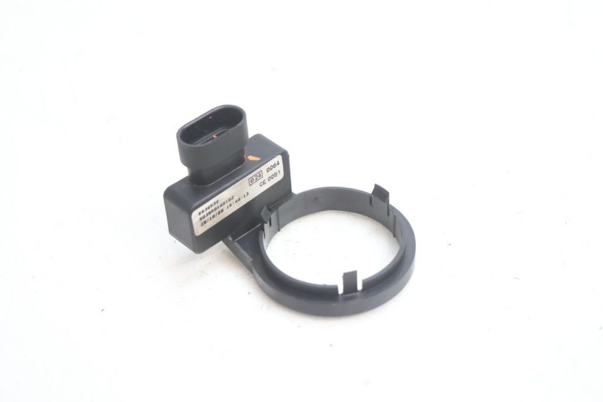 photo de ANTENNE TRANSPONDEUR PIAGGIO MP3 LT 400 (2007 - 2012) - Vue principale